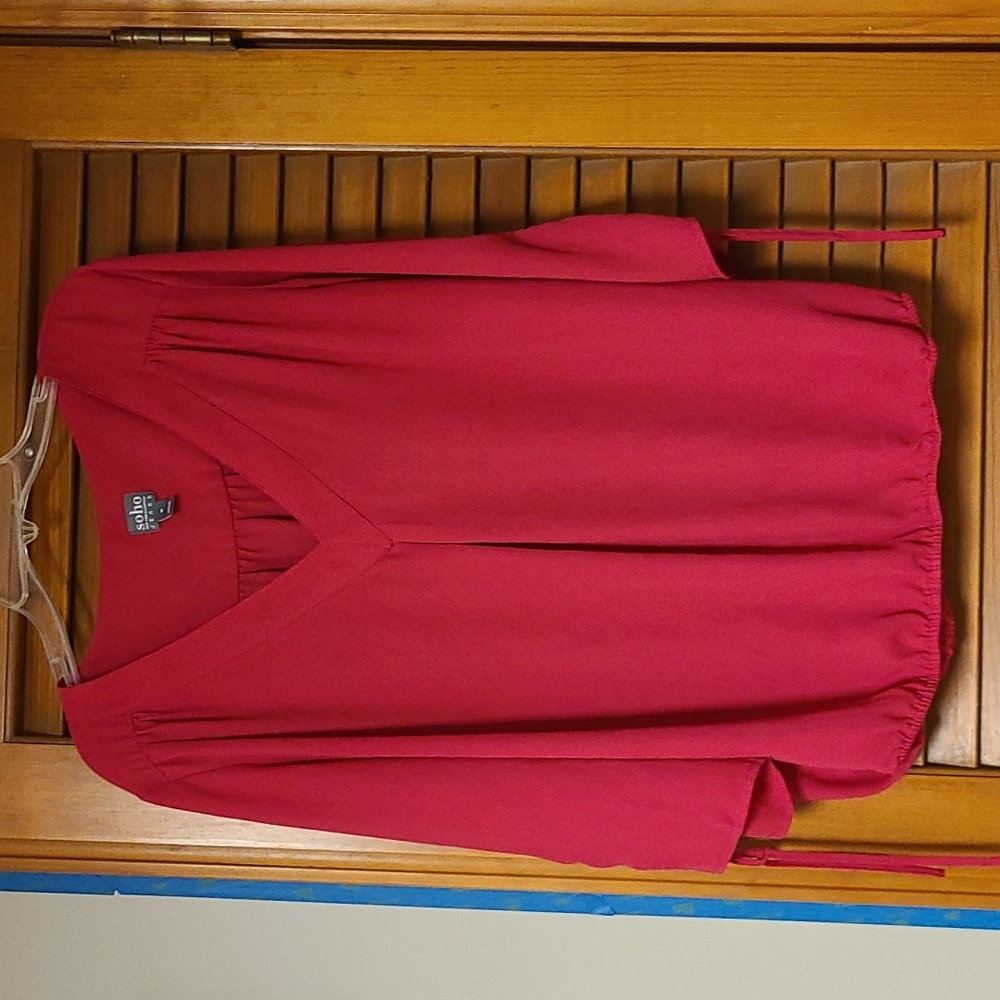 NY and Co size medium fuschia color